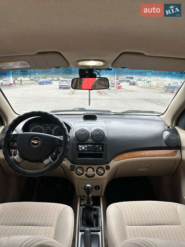 Седан Chevrolet Aveo 2007 в Днепре