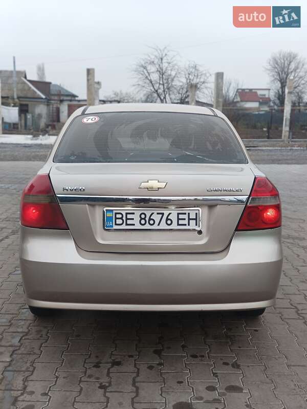 Седан Chevrolet Aveo 2007 в Новому Бузі