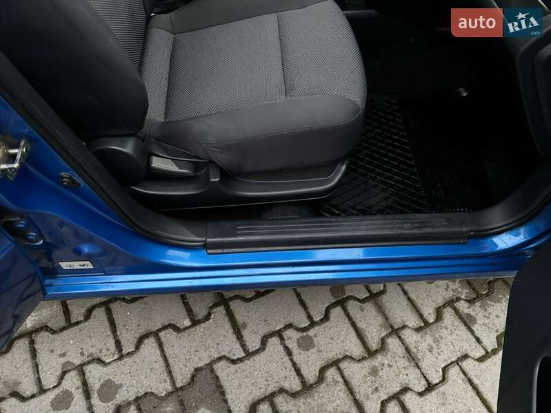 Седан Chevrolet Aveo 2010 в Львове