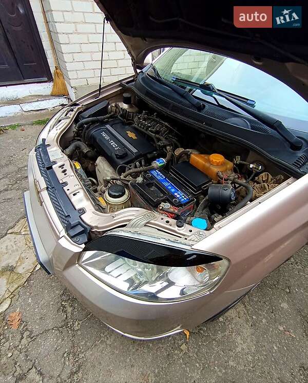 Седан Chevrolet Aveo 2007 в Коростышеве