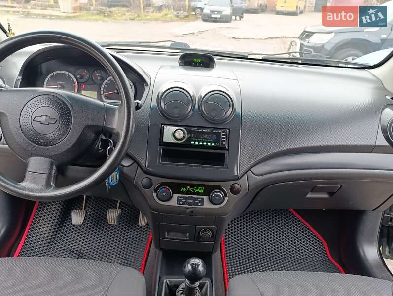 Седан Chevrolet Aveo 2008 в Харькове