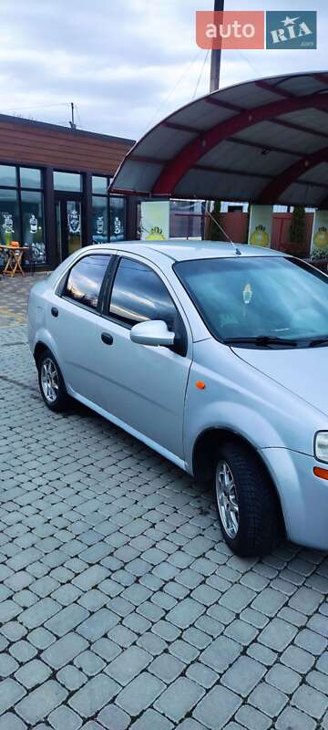Седан Chevrolet Aveo 2005 в Надворной