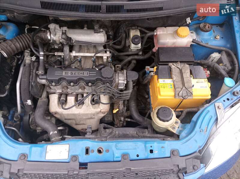 Седан Chevrolet Aveo 2007 в Рівному