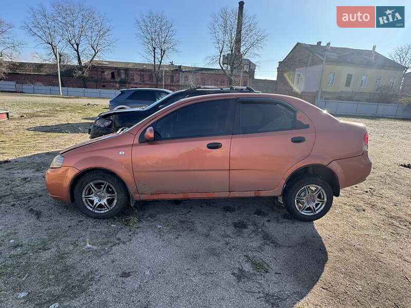 Седан Chevrolet Aveo 2006 в Кропивницком