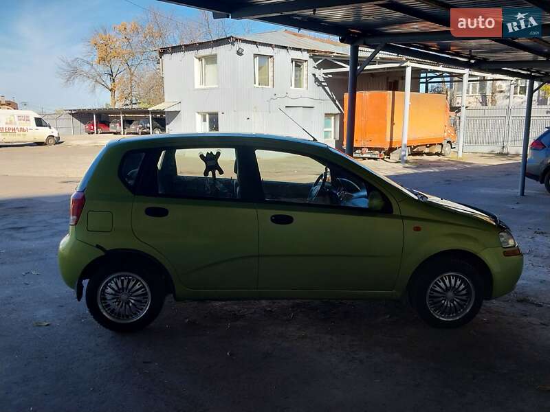 Хэтчбек Chevrolet Aveo 2005 в Николаеве