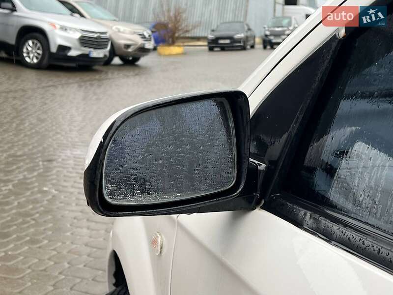 Седан Chevrolet Aveo 2006 в Львове