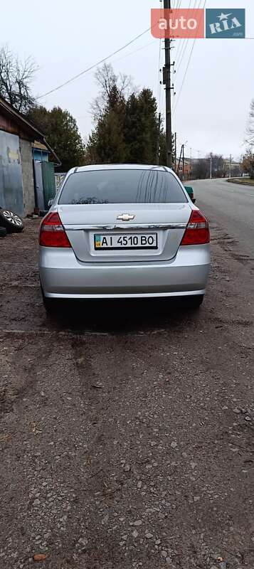 Седан Chevrolet Aveo 2008 в Шостке