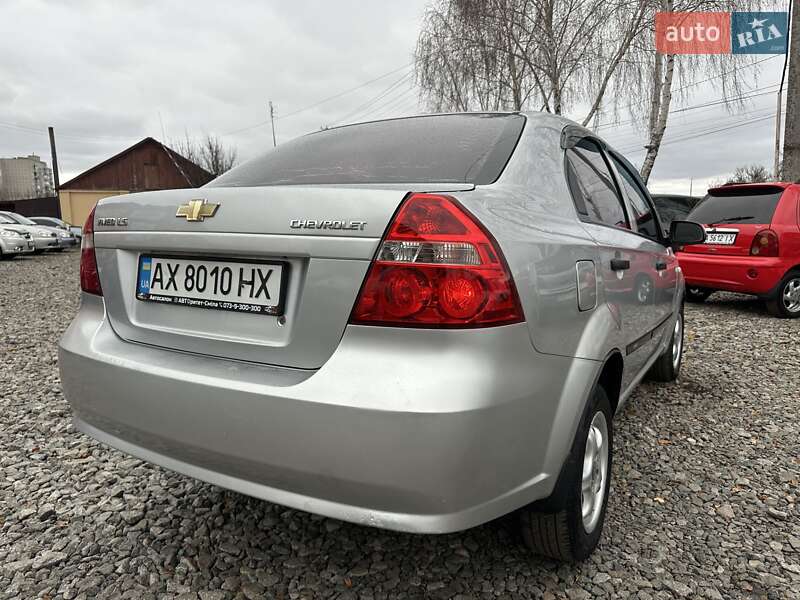 Седан Chevrolet Aveo 2010 в Смеле фото 5 Седан Chevrolet Aveo 2010 в Смеле