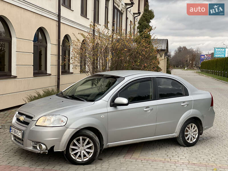 Седан Chevrolet Aveo 2007 в Дунаевцах