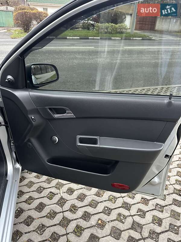 Седан Chevrolet Aveo 2008 в Харкові