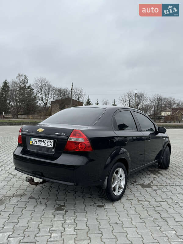 Седан Chevrolet Aveo 2006 в Врадиевке