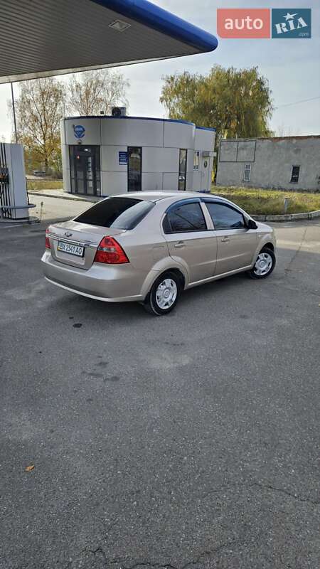Седан Chevrolet Aveo 2007 в Чемеровцах