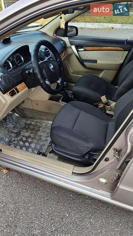 Седан Chevrolet Aveo 2007 в Чемеровцах