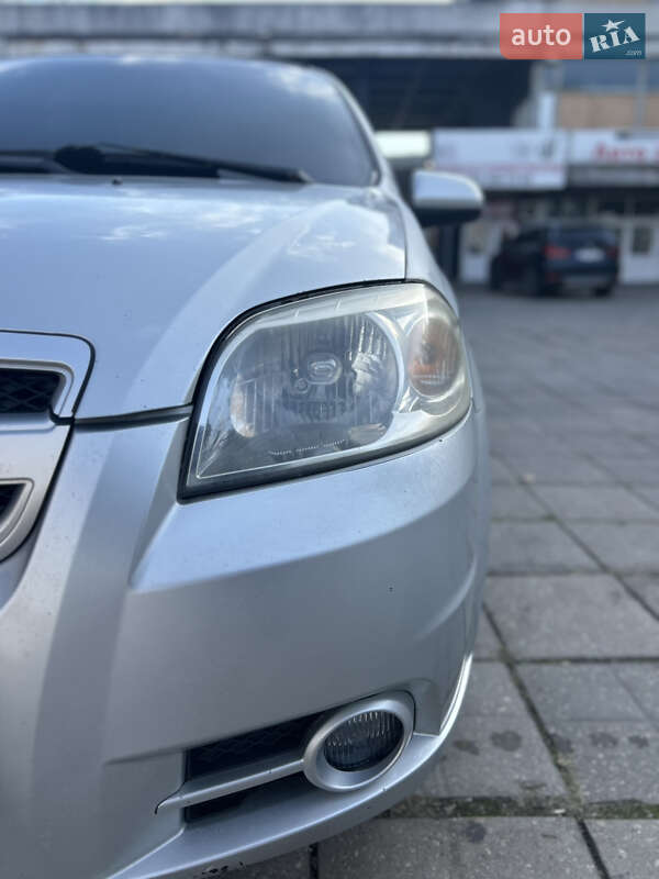Седан Chevrolet Aveo 2007 в Запорожье
