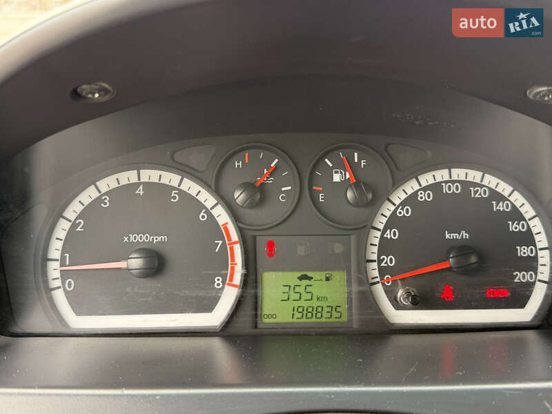 Седан Chevrolet Aveo 2009 в Киеве