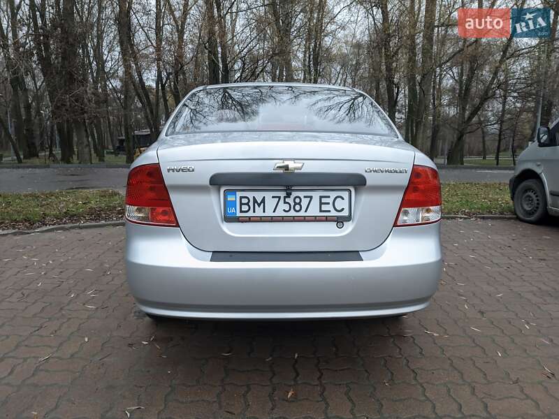 Седан Chevrolet Aveo 2005 в Сумах