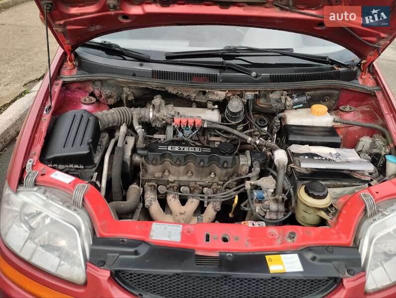 Хэтчбек Chevrolet Aveo 2005 в Южноукраинске фото 11 Хэтчбек Chevrolet Aveo 2005 в Южноукраинске