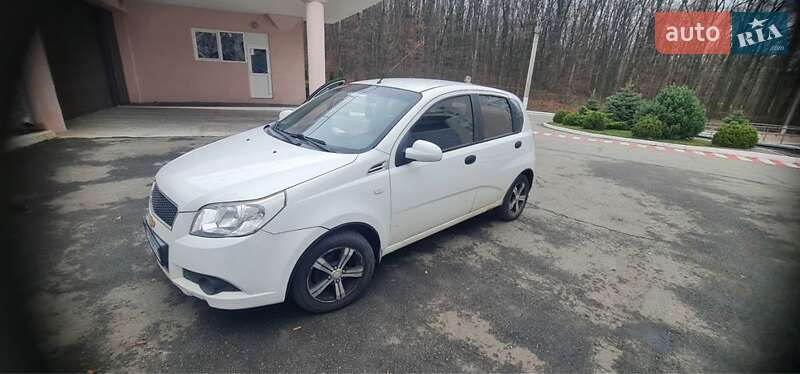 Хэтчбек Chevrolet Aveo 2008 в Харькове