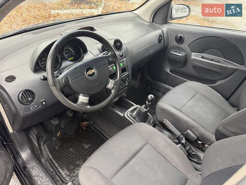 Хэтчбек Chevrolet Aveo 2006 в Киеве