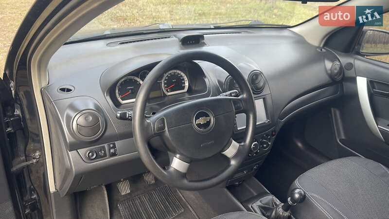 Седан Chevrolet Aveo 2010 в Черкассах