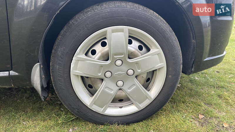 Седан Chevrolet Aveo 2010 в Черкассах