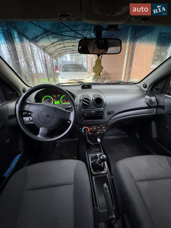Седан Chevrolet Aveo 2008 в Киеве