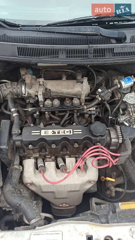 Седан Chevrolet Aveo 2007 в Умани