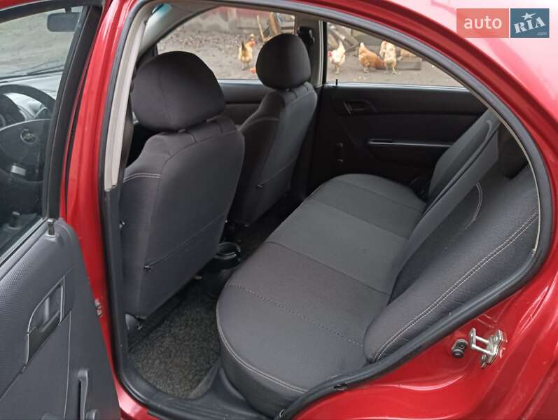 Седан Chevrolet Aveo 2007 в Кролевці