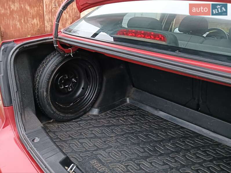 Седан Chevrolet Aveo 2007 в Кролевці