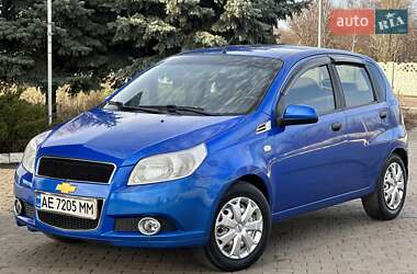 Хэтчбек Chevrolet Aveo 2011 в Павлограде
