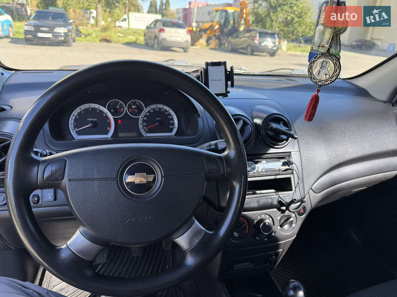 Седан Chevrolet Aveo 2008 в Киеве фото 7 Седан Chevrolet Aveo 2008 в Киеве