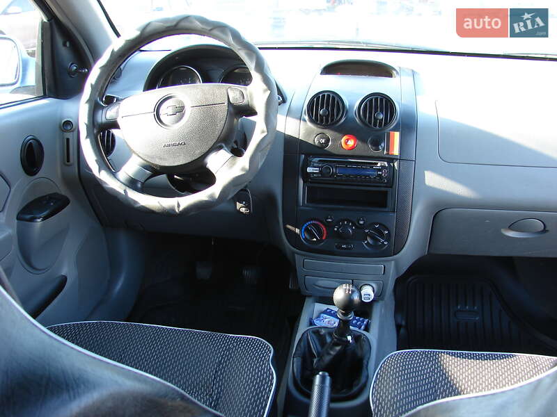 Седан Chevrolet Aveo 2004 в Одессе фото 20 Седан Chevrolet Aveo 2004 в Одессе