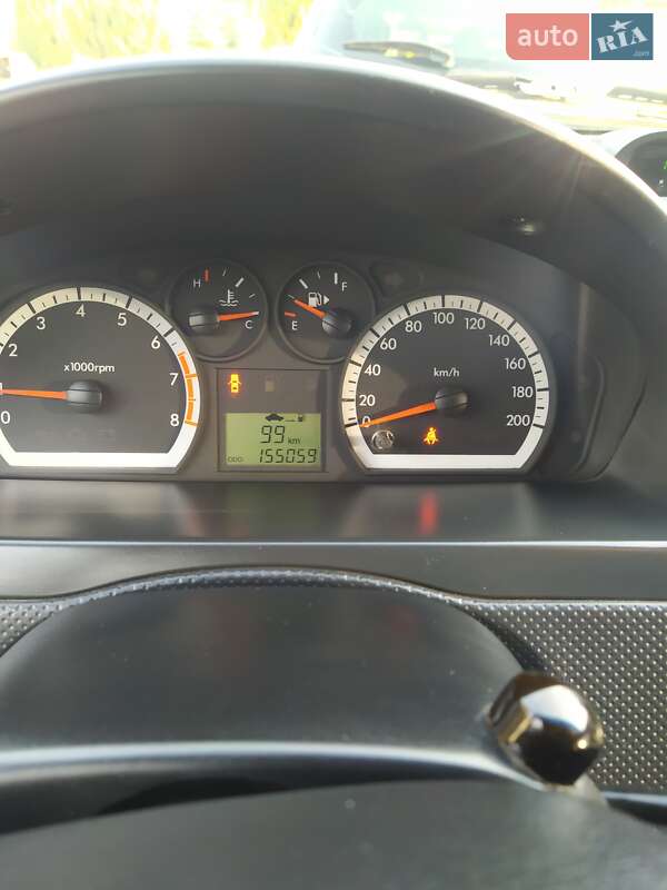 Седан Chevrolet Aveo 2006 в Мерефа