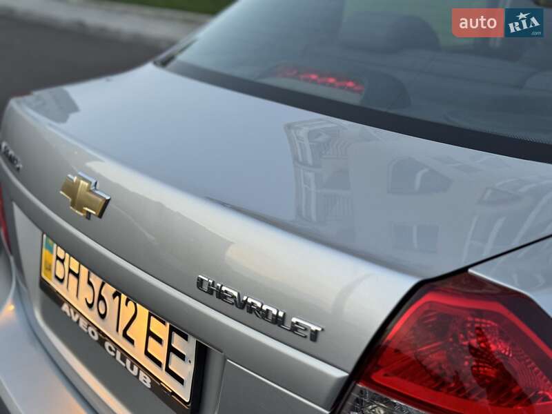 Седан Chevrolet Aveo 2006 в Николаеве