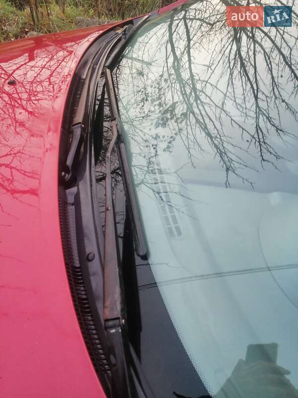 Седан Chevrolet Aveo 2004 в Полтаве