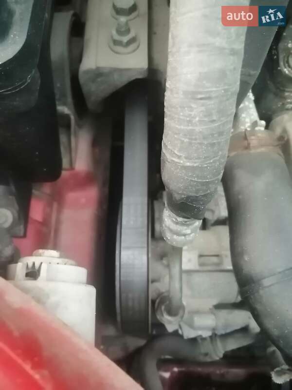 Седан Chevrolet Aveo 2004 в Полтаве