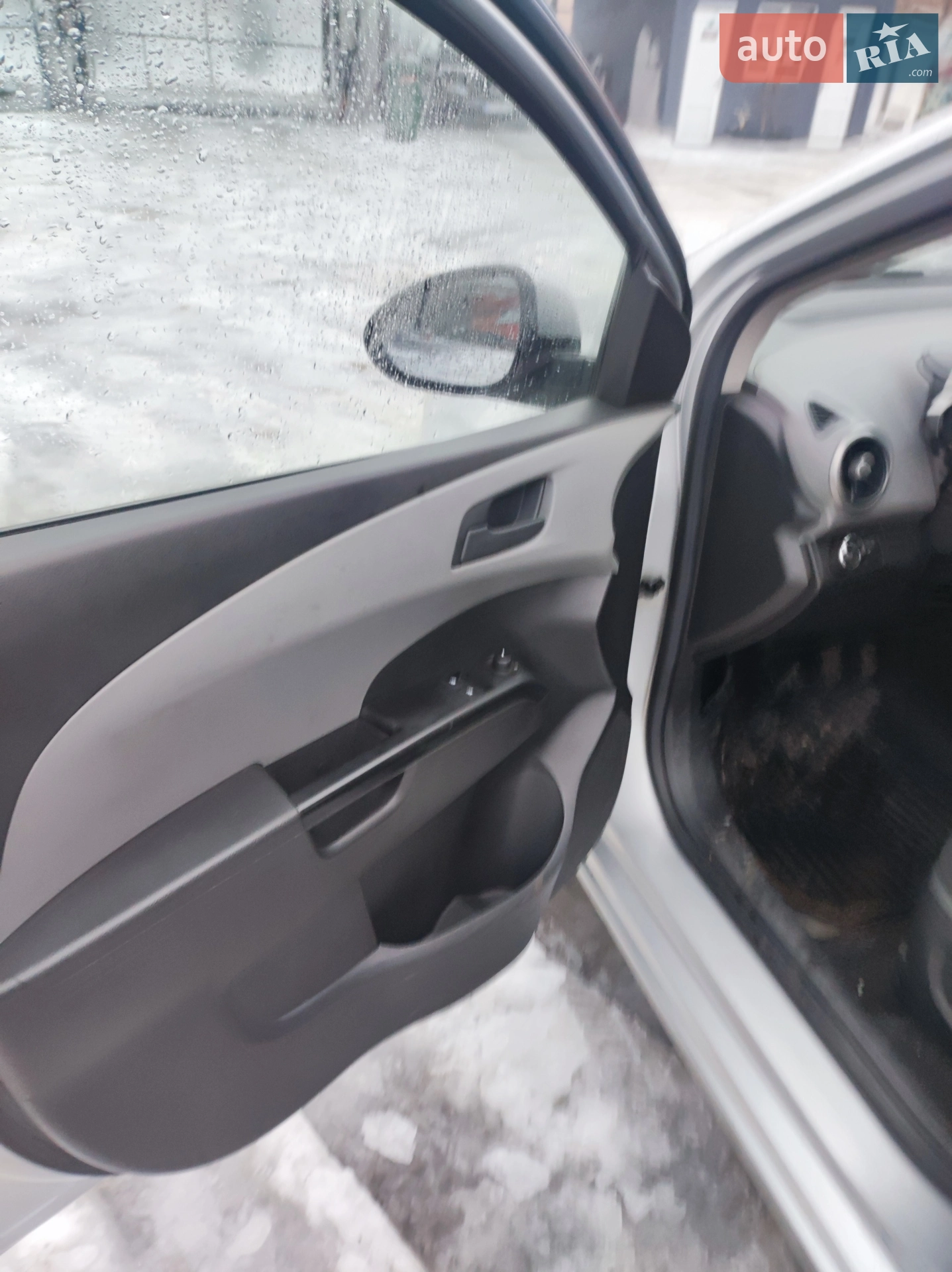 2012 Chevrolet Aveo - мініатюра 2