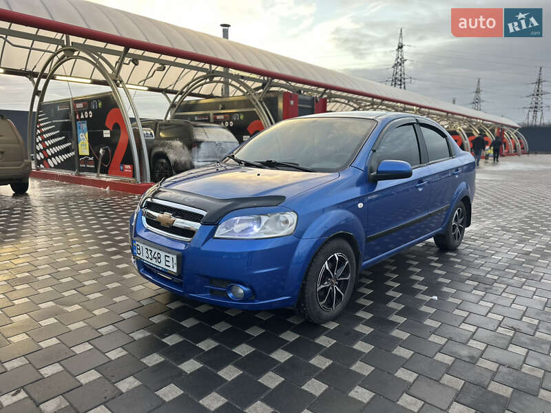 Седан Chevrolet Aveo 2008 в Полтаві