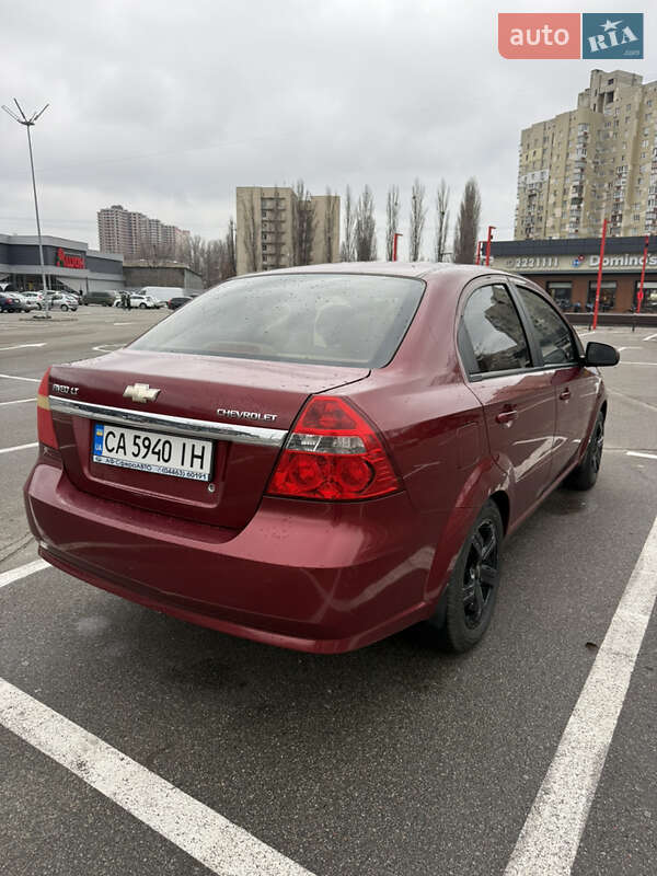 Седан Chevrolet Aveo 2008 в Києві