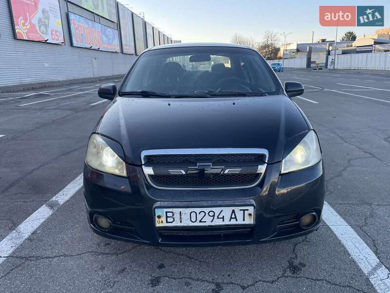 Седан Chevrolet Aveo 2006 в Полтаве