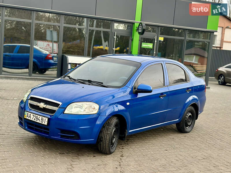 Седан Chevrolet Aveo 2007 в Кропивницькому