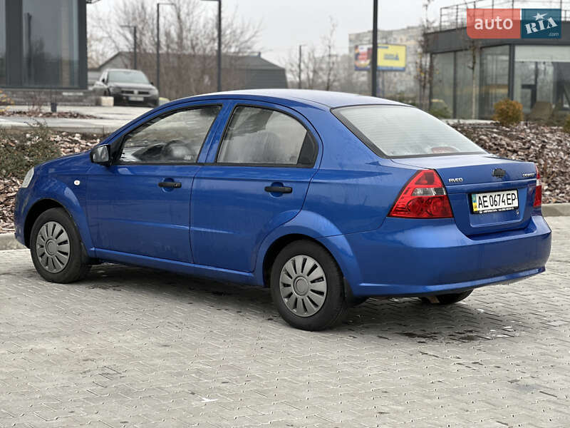 Седан Chevrolet Aveo 2006 в Кропивницькому