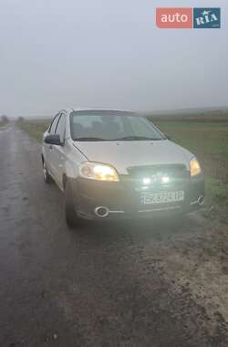 Седан Chevrolet Aveo 2006 в Сарнах