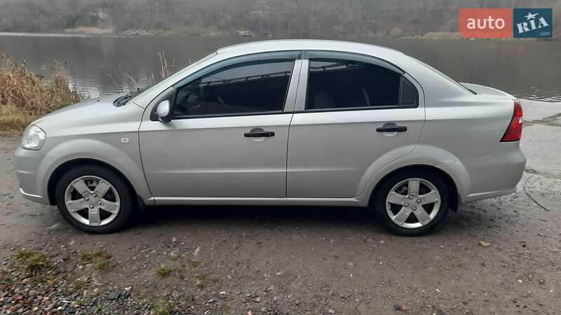 Седан Chevrolet Aveo 2008 в Вінниці