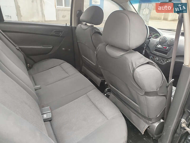 Седан Chevrolet Aveo 2006 в Харькове