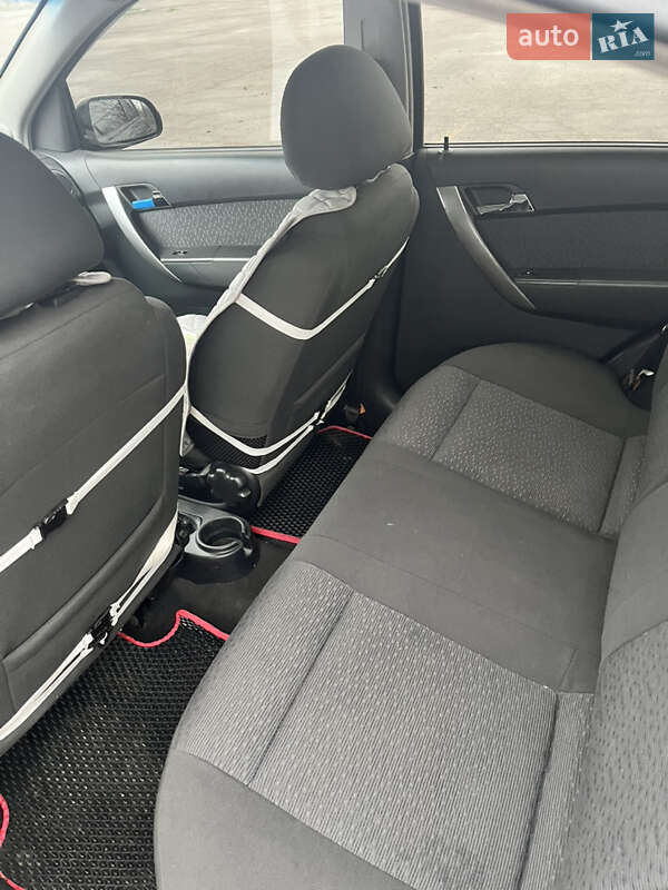 Седан Chevrolet Aveo 2008 в Верхнеднепровске