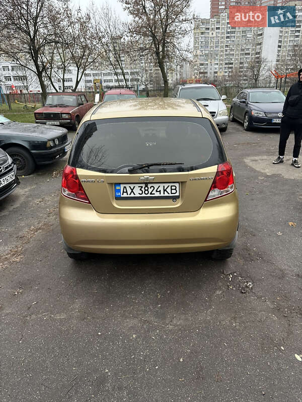 Хетчбек Chevrolet Aveo 2004 в Києві