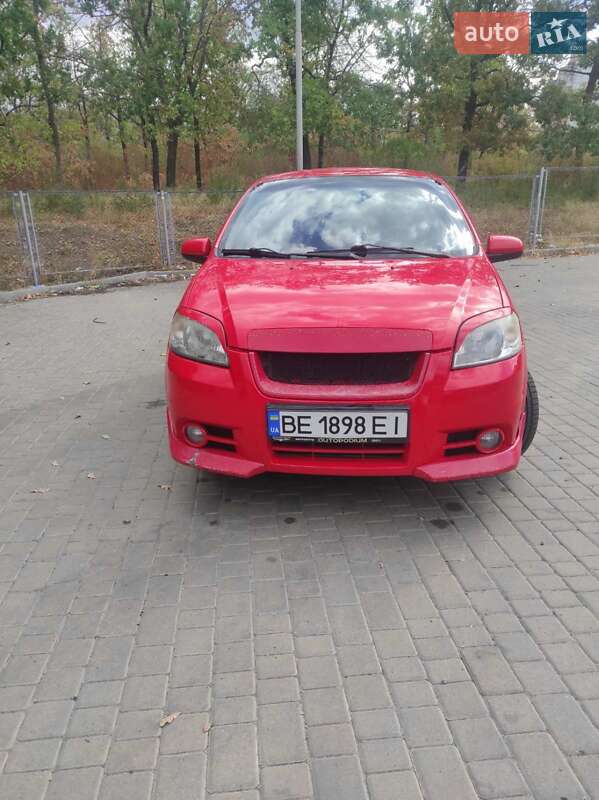 Седан Chevrolet Aveo 2007 в Николаеве