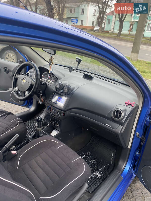 Хэтчбек Chevrolet Aveo 2008 в Хмельницком