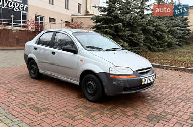 Седан Chevrolet Aveo 2005 в Харькове
